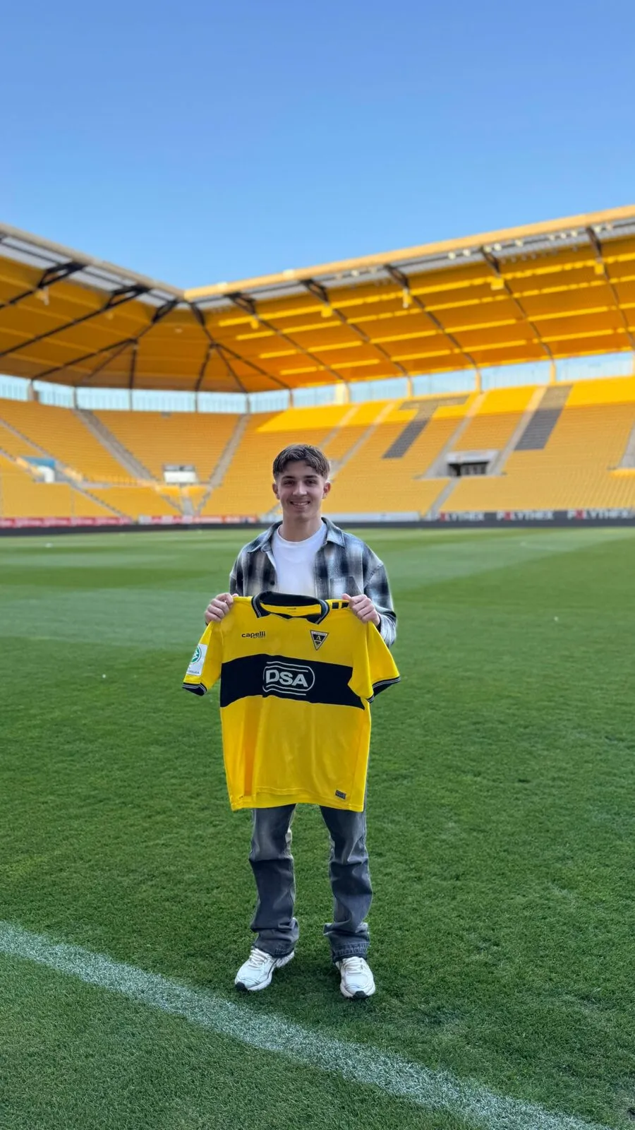 Guillermo Schultheis Falcon Spielervorstellung bei Alemannia Aachen U19